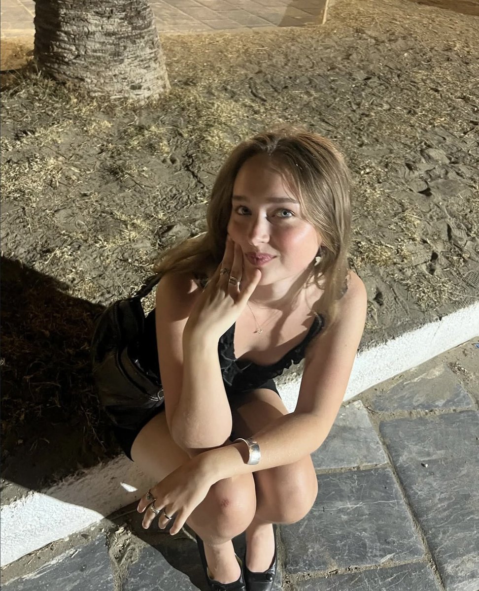 𝙨𝙖𝙧𝙖𝙝ꔫ tweet media