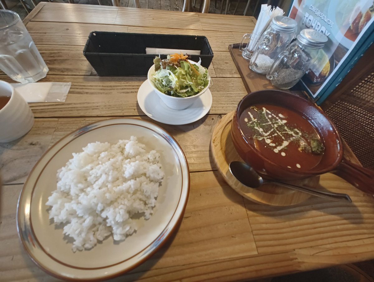 cqsiss's tweet photo. ビーフシチューが食べたすぎて走ってきた！🏍
うまし♡ https://t.co/WQvLHWX9R0