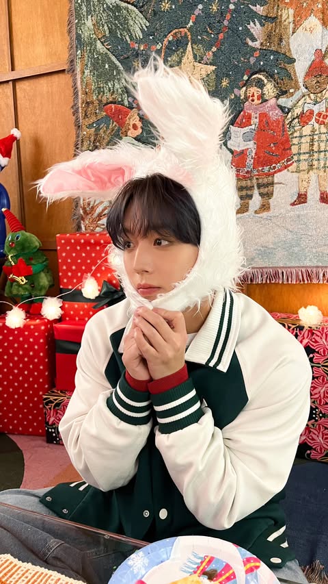 결❄️ tweet media