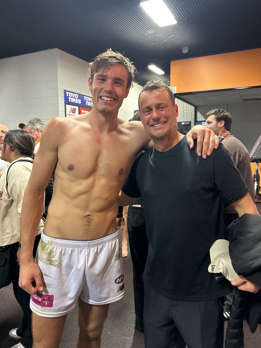 GWS GIANTS tweet media
