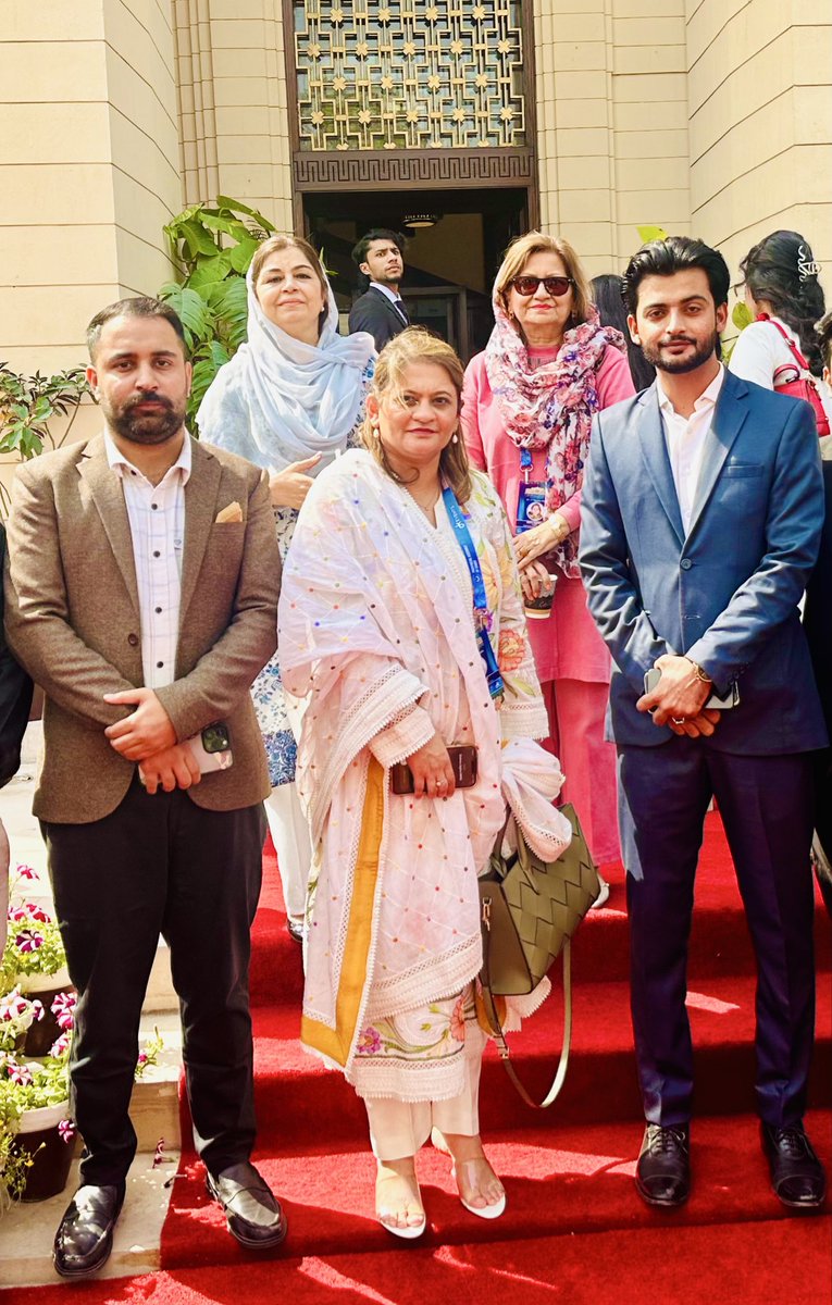 NoorMuhammvc's tweet photo. Spokesperson Sindh Government MPA @Sadiajavedppp 😍 https://t.co/9nDIPnLg37