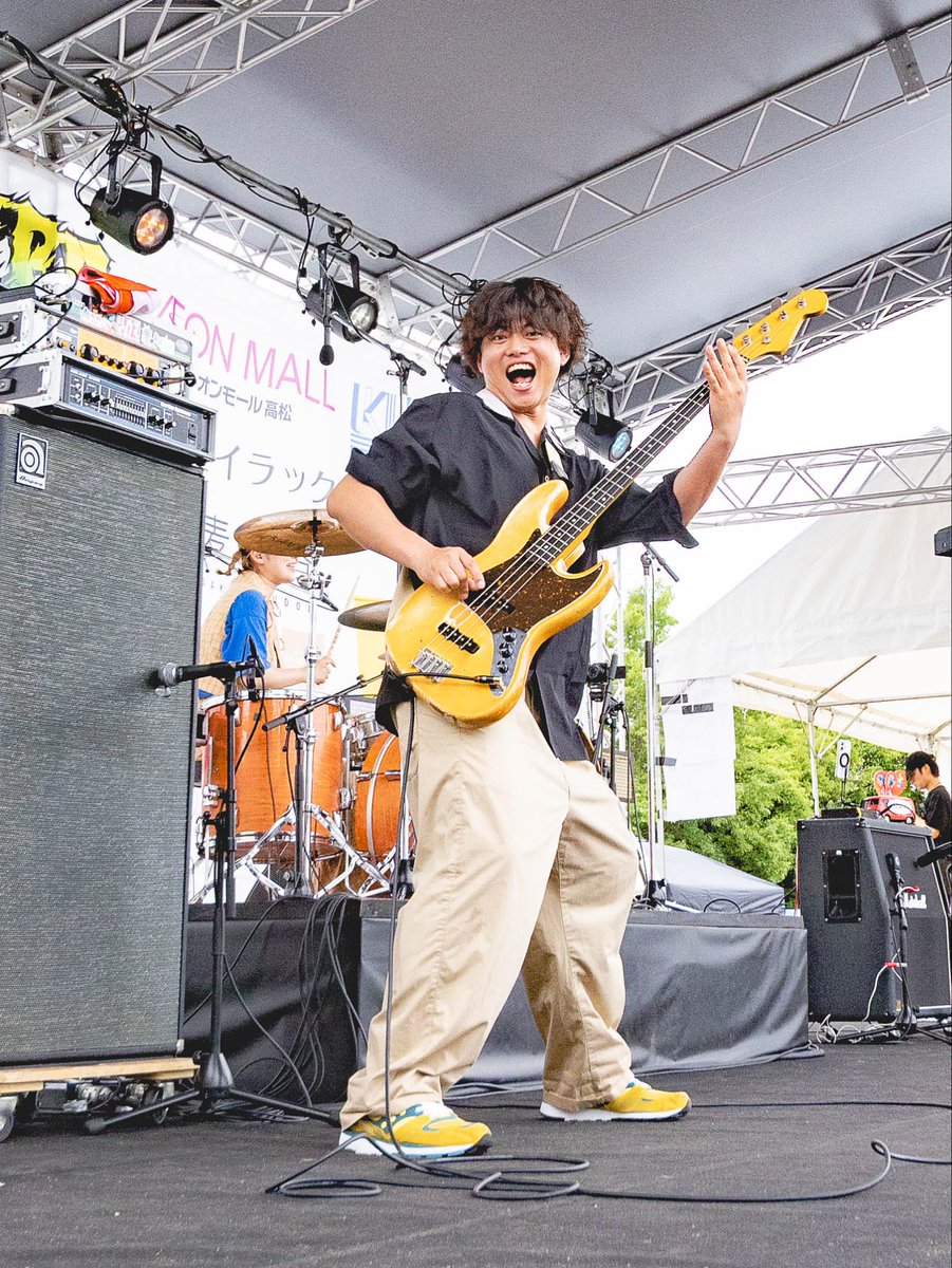 shiosairock's tweet photo. 【🔥潮騒ロック開催中！🔥】

潮騒ロック
RED STAGE 4番手はChimothy→！

潮騒ロック常連！
可愛さとかっこよさが混ざりあったライブでした！

5.24（日）
『SHIOSAI ROCK FESTIVAL 2026』
イオンモール高松北側平面駐車場
入場無料

photo by @ayatophotograpy 

#潮騒ロック
#SRF2026 https://t.co/jcxPcybgYQ