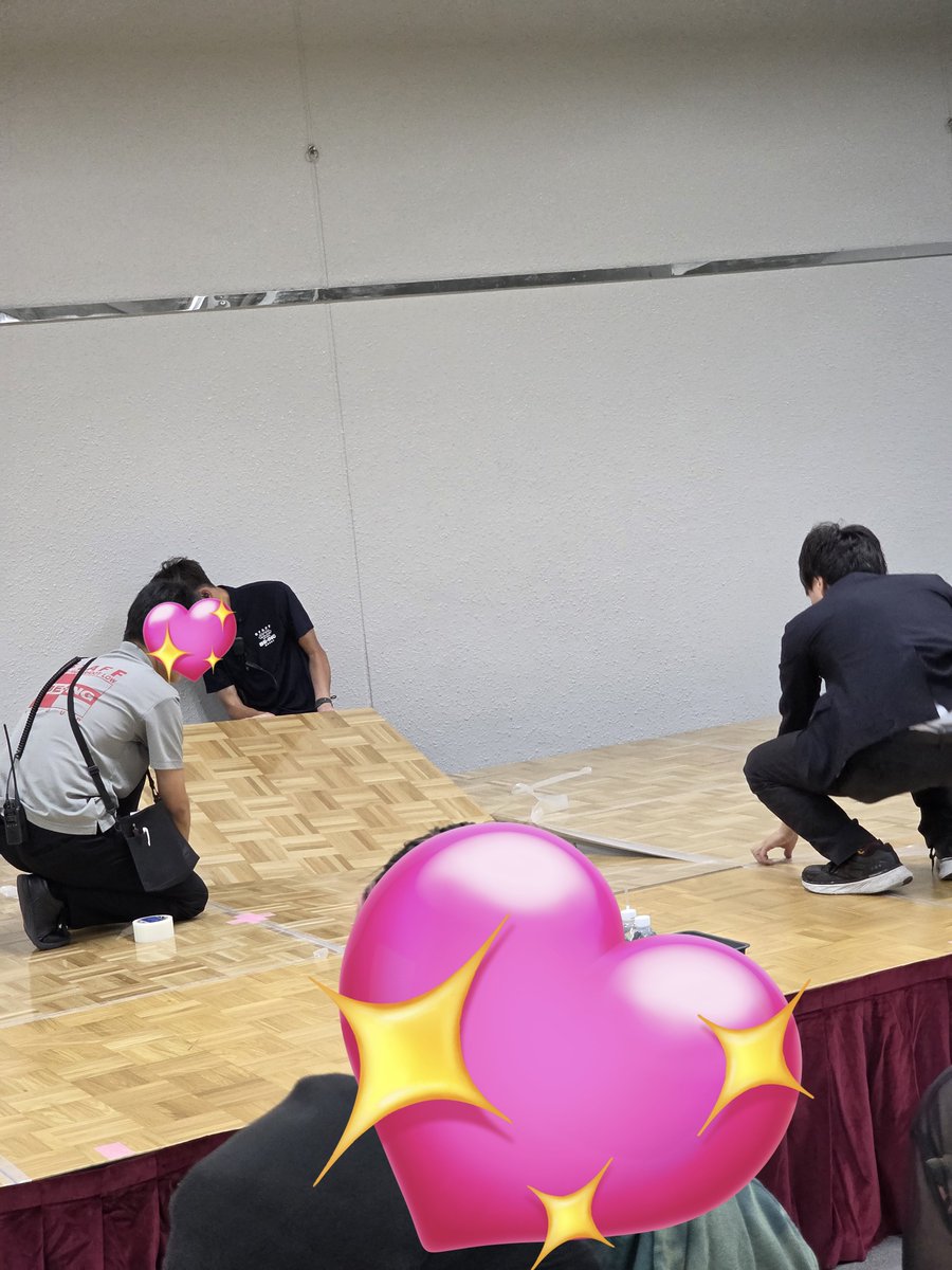 J_xmxxn's tweet photo. 원어스 릴리이베하다가 바닥 무너져서 중단함 ㅁㅊ https://t.co/OvOuQIvnUr