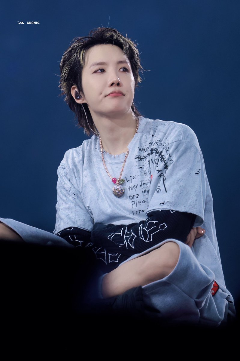 Adonis_Hoseok's tweet photo. 260523 BTS WORLD TOUR ‘ARIRANG’ in LAS VEGAS D1

#제이홉 #정호석 
#JHOPE #ジェイホープ @BTS_twt https://t.co/jZgZPvmt64