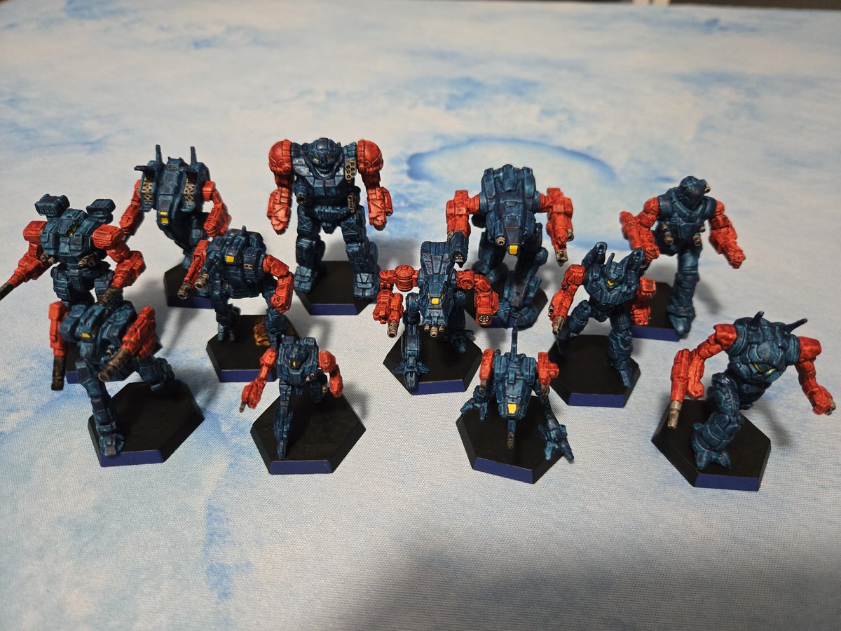 thehereticdude's tweet photo. Got a few more mechs done.

#battletech 

Gotta think up more paint schemes! https://t.co/FROMlMZQBk