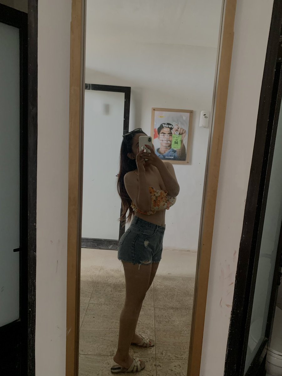 bella tweet media