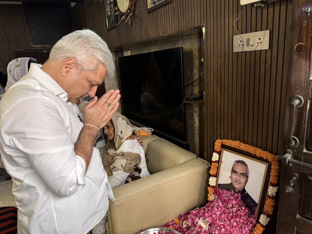 Kailash Gahlot tweet media