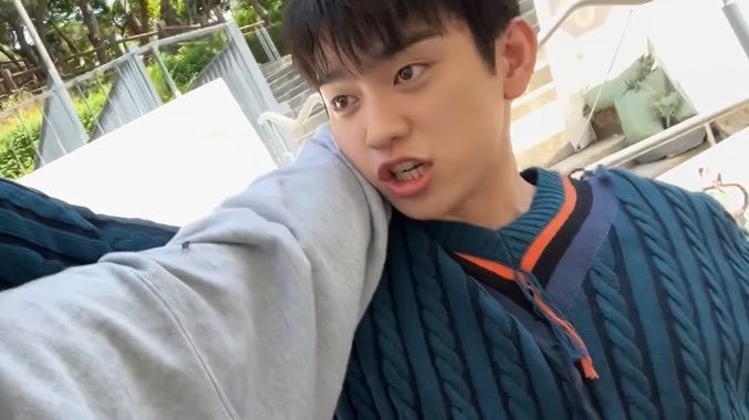 ssom922's tweet photo. 다섯살 https://t.co/MBAQ2k0xaq