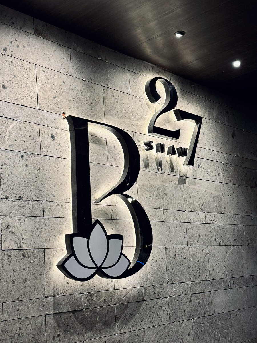 alterCPAps's tweet photo. finally nakapag spa din after 3 months 🧖‍♂️visited the newest branch ng 27shaw kagabi. good facilities, mixed crowd and grabe bakbakan sa steam/labyrinth 👀🤭 https://t.co/YWbE33OKYc