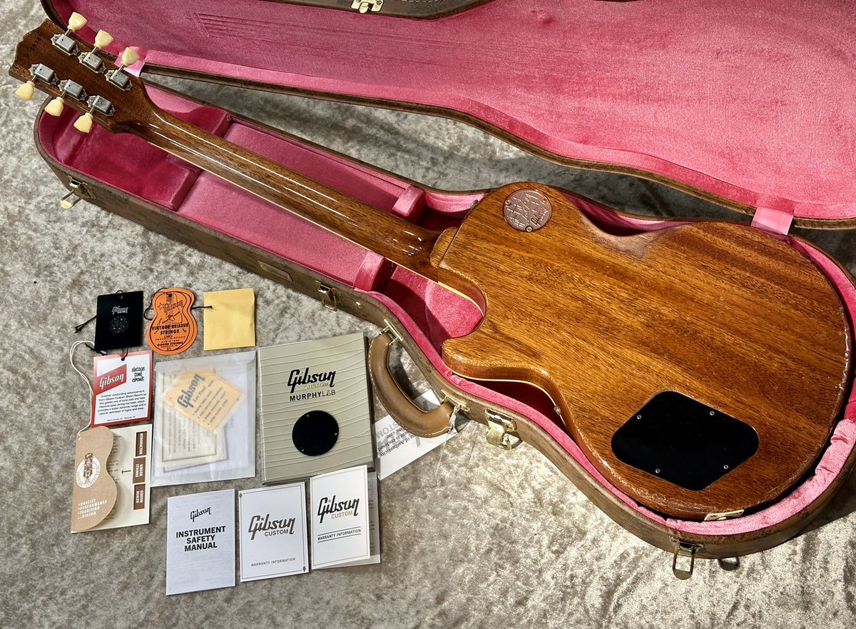 GCLUB_TOKYO's tweet photo. 【2F新着品】
Gibson Custom Shop Murphy Lab 1959 Les Paul Standard Reissue "Heavy Aged" Green Lemon Fade s/n 96828

https://t.co/AbT3VNcUmt
https://t.co/XCvBGtMCKl
https://t.co/l7Q1aaMiHp

#gibsoncustomshop
#1959lespaulstandard
#murphylab https://t.co/atJRXz1tPS