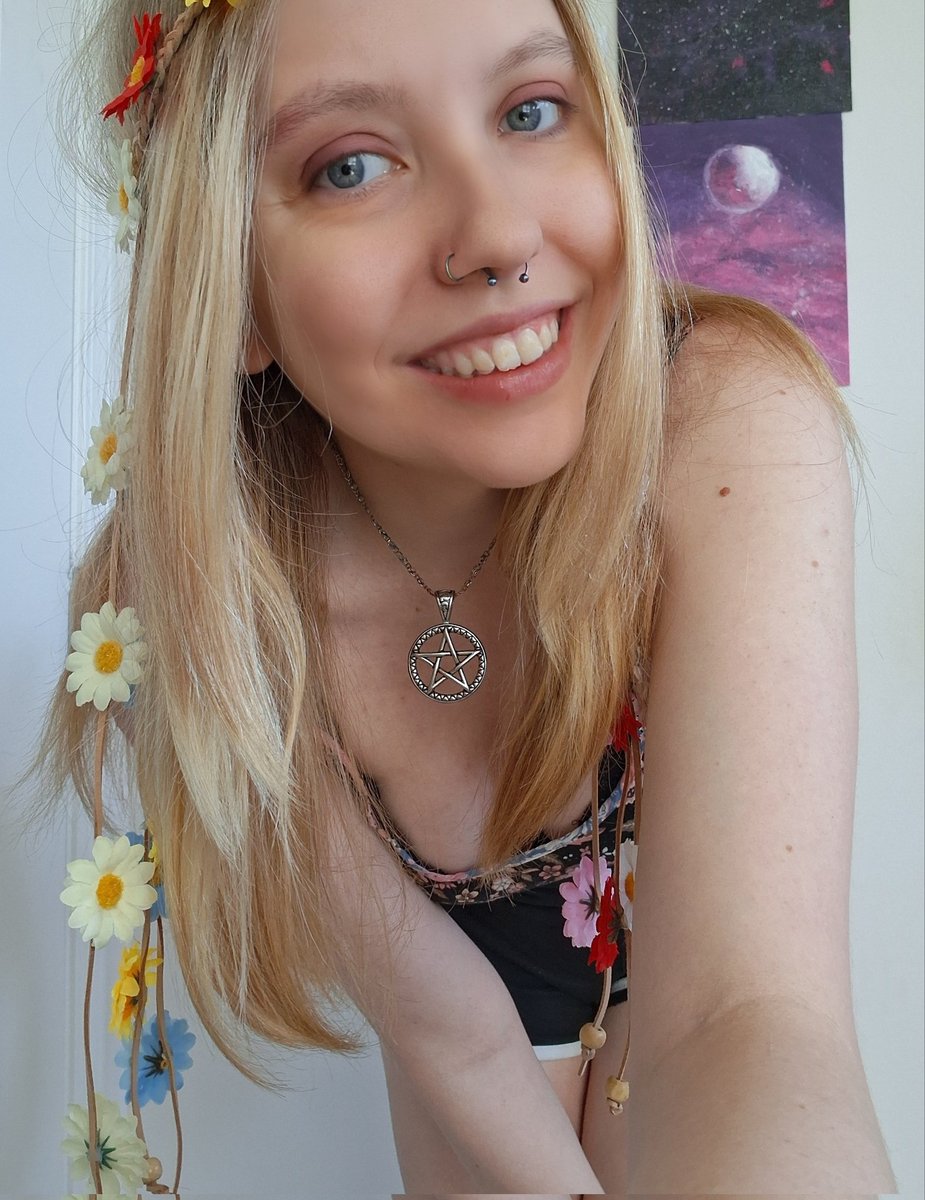 🌈🍄 The Rainbow Witch (the sequel) 🍄🌈 tweet media