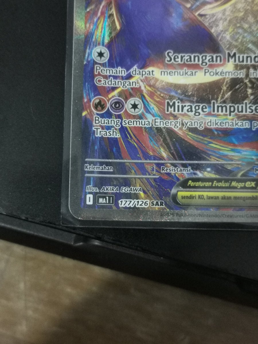 RootBit152747's tweet photo. Gw baru aja belajar per ratingan tcg pokemon dan ternyata gw baru sadar kalo salah satu kartu yang gw dapetin itu. Itungannya SAR (Super Art Rare) dan juga nomor di bawahnya kelebihan (orang biasanya nyebut ini Secret Rare) perlukah gw ke psa?? https://t.co/OXPOT9mxGI