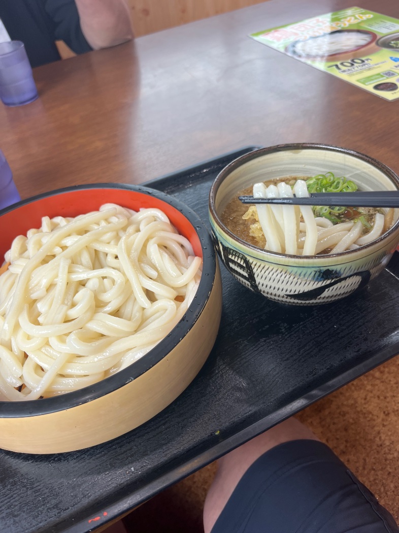 fusuke7137's tweet photo. 鶏団子つけ麺うどん。
#なるとうどん
#大分市 https://t.co/Ll8BFkK0f9
