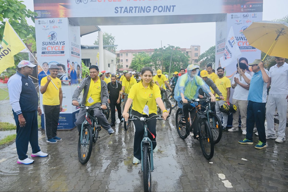 khadseraksha's tweet photo. Proud to join the special CWG 2030 edition of Fit India Sundays on Cycle at IIT Guwahati alongside inspiring athletes, youth, and fitness enthusiasts.

From cycling through the beautiful IIT Guwahati campus to celebrating the spirit of fitness, unity, and sporting ambition, today reflected the energy of a New India moving confidently towards Commonwealth Games 2030.

The enthusiasm of the Northeast, the participation of young citizens despite the rains, and the presence of distinguished athletes like Commonwealth medallists Sushila Devi Likmabam and Jayanta Talukdar made the occasion truly memorable.

Under the visionary leadership of Hon’ble Prime Minister Shri Narendra Modi ji, the Fit India Movement continues to transform fitness into a nationwide people’s movement while strengthening India’s sporting culture from the grassroots.

As Bharat prepares to host the historic Centenary Commonwealth Games in Ahmedabad in 2030, initiatives like these are building not just fitness, but belief, participation, and national pride. 🇮🇳🚴‍♀️

#FitIndia #SundaysOnCycle #CWG2030 #FitIndiaMovement #KheloIndia #ViksitBharat
