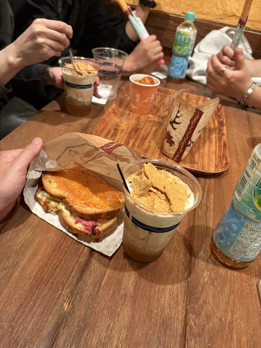 いちごパンツ.Twitch tweet media