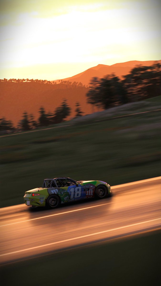 Aust1n224488's tweet photo. FOREVER ROWDY
I made a KFB M&amp;M’s scheme on the MX5 on Forza Horizon 6 tonight. Still doesn’t feel real days later. 

#RIPROWDY #ForzaHorizon６ #ripkb https://t.co/987fTVFbbE