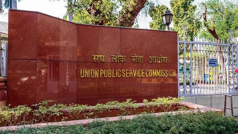 sid___dharth's tweet photo. UPSC 2026 once again demonstrated its mastery of 

“surprise mechanics”

unconventional questions, unpredictable patterns, and a paper length designed to test not just knowledge, but endurance and composure under pressure.

#UPSC https://t.co/xOaaaQ305M