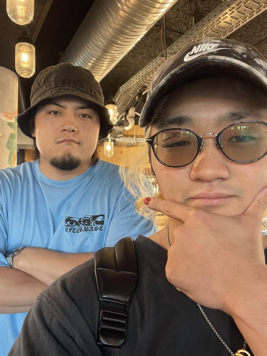 sumi_ddtpro's tweet photo. 無事防衛できました。
取り急ぎ私たちは元気です！
数々の伝説を残した自信があります！
今から日本に帰ります🇯🇵
生きているだけで丸儲けという言葉が今すごく心にしみてます。

#スミカズ伝説のボンジュール https://t.co/XRnxNt7jsK