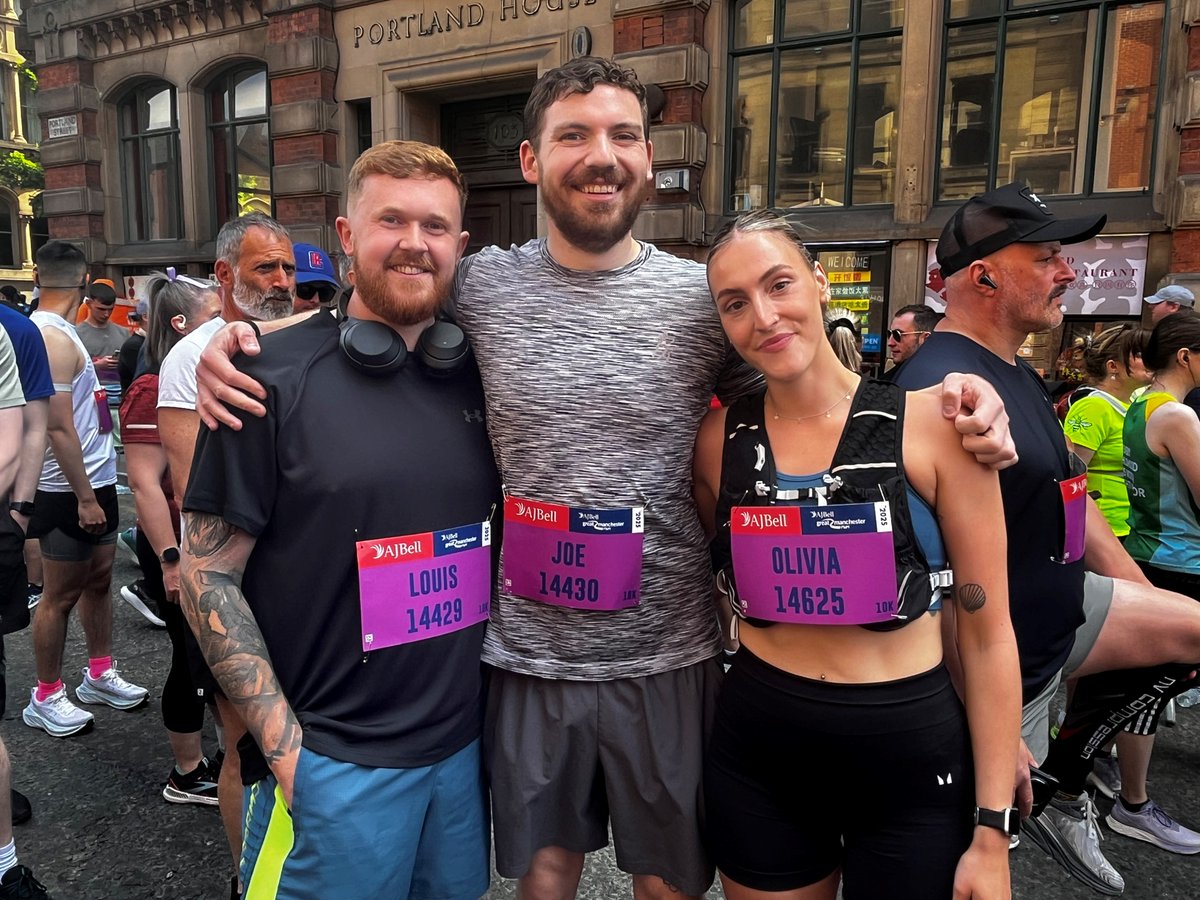 BuryHospice's tweet photo. Good luck to Louis Price, Joe Dysch and Olivia Cole who are all running the Edinburgh Marathon today. They have set up their own fundraising pages and together have raised over £2,000.
https://t.co/uHGTHduEZl 
https://t.co/VR8YZSbuLW
https://t.co/GoiOC1q8WA 
#edinburgh #marathon https://t.co/OugZenSBJ8