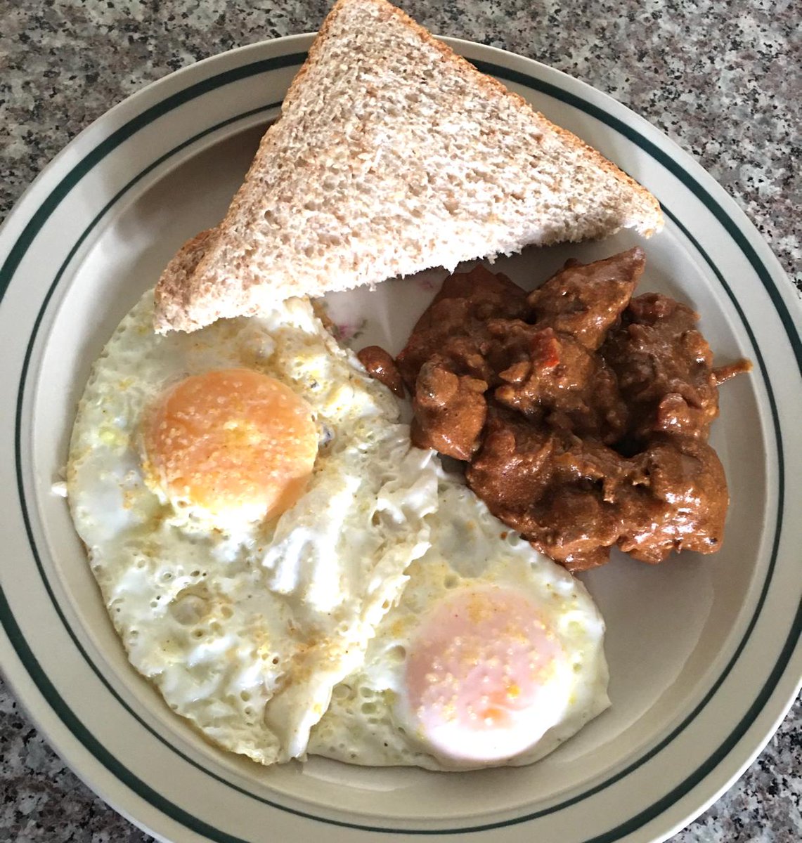 Nkoskhodola_23's tweet photo. The breakfast of a #BetwayPremiership champion 🥳❤️ https://t.co/07XWegQ8en