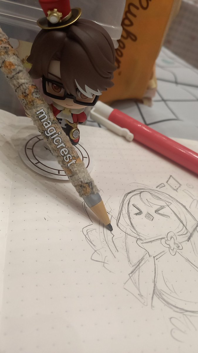 _magicrest_'s tweet photo. pick up a pencil https://t.co/2reKRu9io7