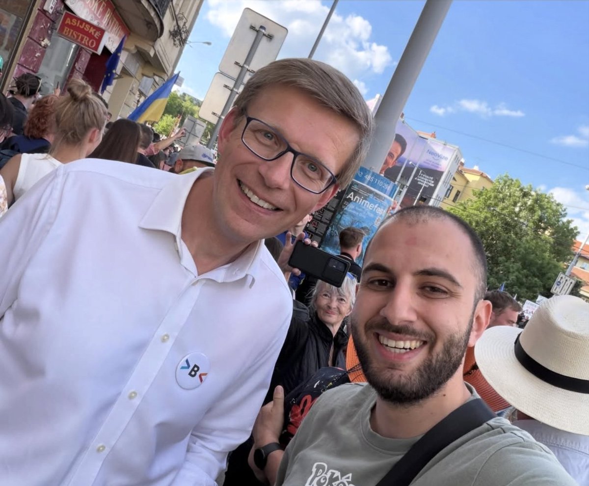Romana Konečná ❤️🇨🇿❤️ 😄🇺🇦🚀 tweet media