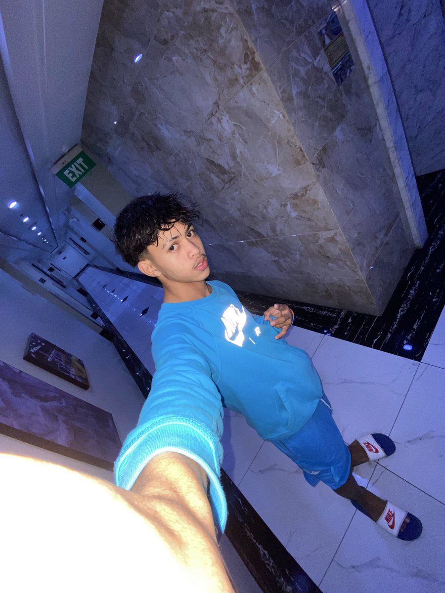 ELXK👅 tweet media