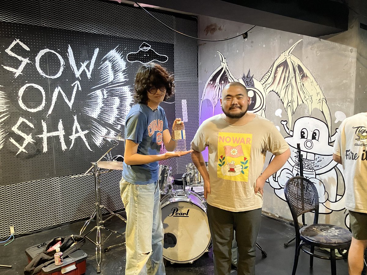 owlgall's tweet photo. レコーディング終了しましたー
あとはアレコレやってバシッと出すだけ！
ご協力いただいた皆様もありがとうー https://t.co/SPzNHt0sPK