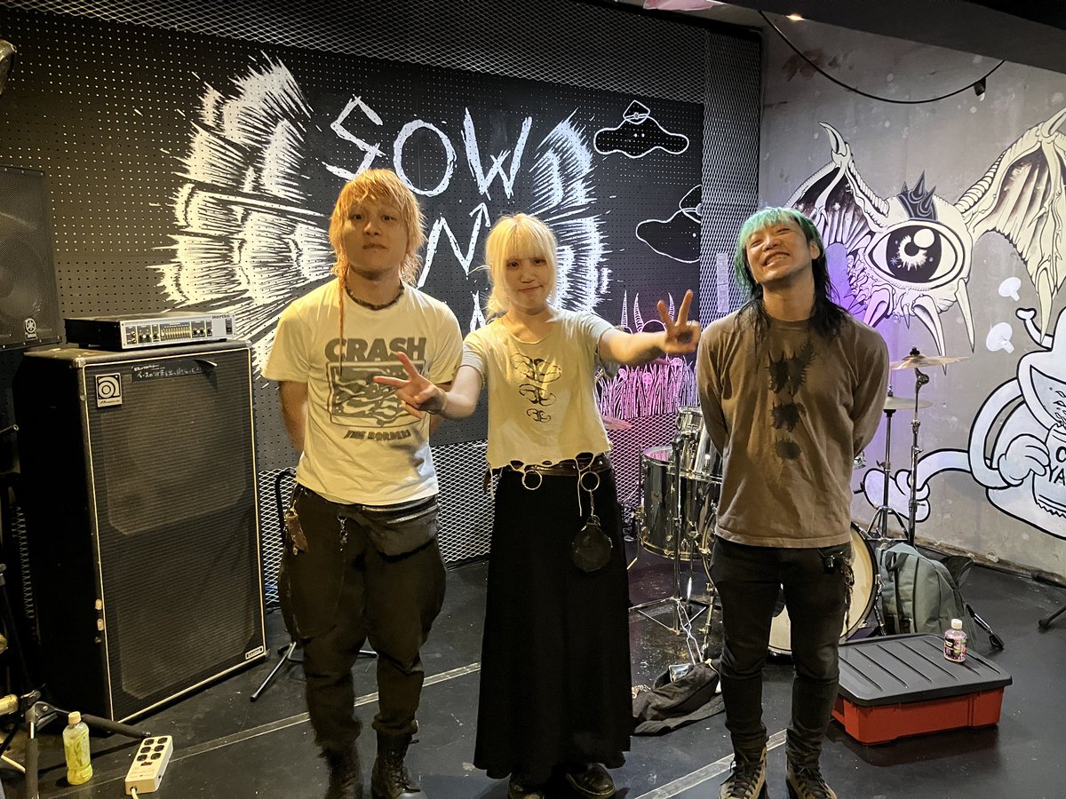 owlgall's tweet photo. レコーディング終了しましたー
あとはアレコレやってバシッと出すだけ！
ご協力いただいた皆様もありがとうー https://t.co/SPzNHt0sPK