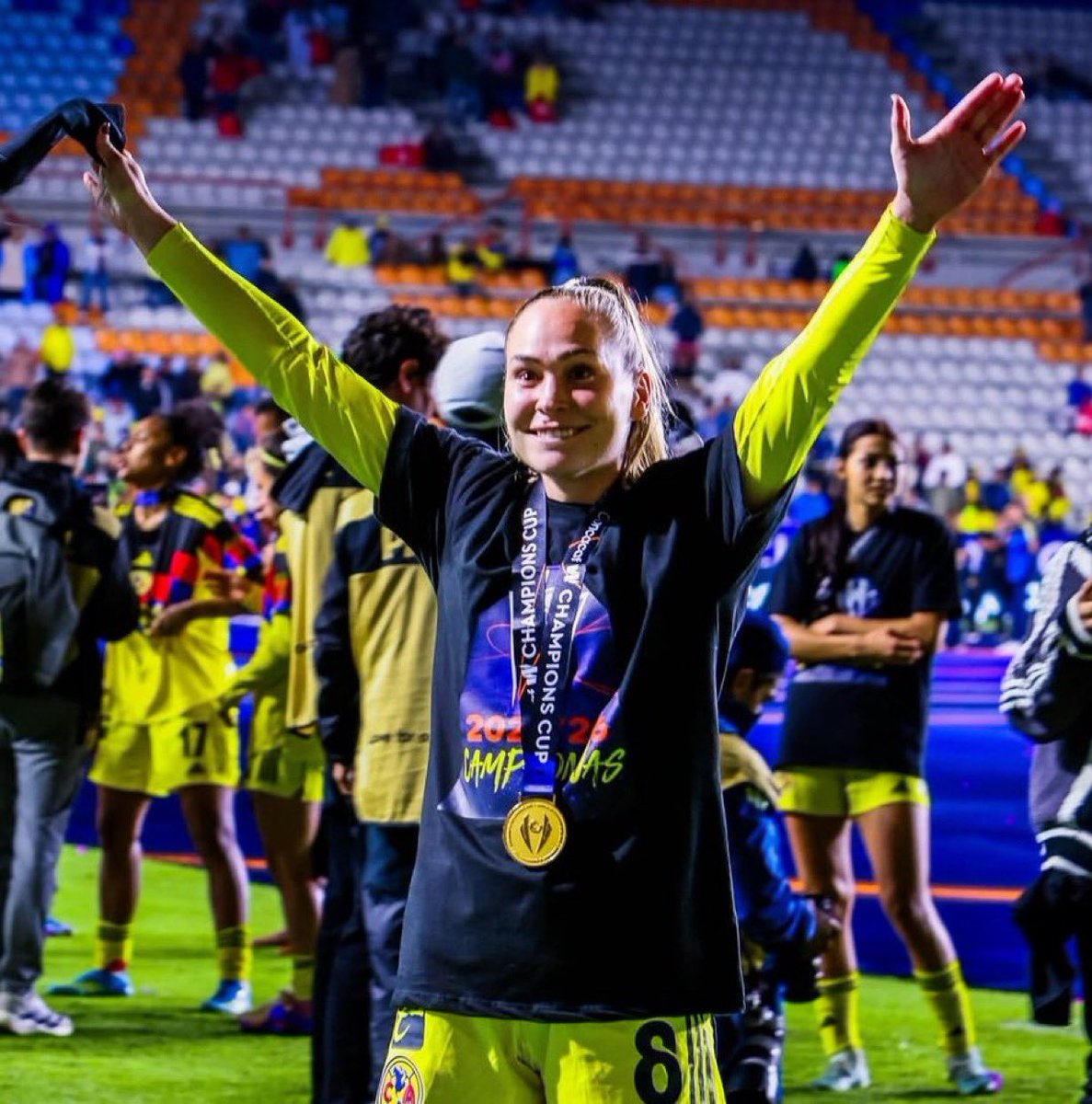 jecy85's tweet photo. - CAMPEONA DEL MUNDO
- CAMPEONA DE LIGA CON EL ATLÉTICO DE MADRID 
- CAMPEONA DE LA COPA DE LA REINA CON EL ATLÉTICO DE MADRID 
- CAMPEONA DE LA COPA DE INGLATERRA 
- CAMPEONA DE LIGA CON EL AMÉRICA 
- CAMPEONA DE LA CHAMPIONS CUP

DOÑA IRENE GUERRERO LA MÁS AMERICANISTA 😮‍💨💛🦅 https://t.co/B91sKDh2er