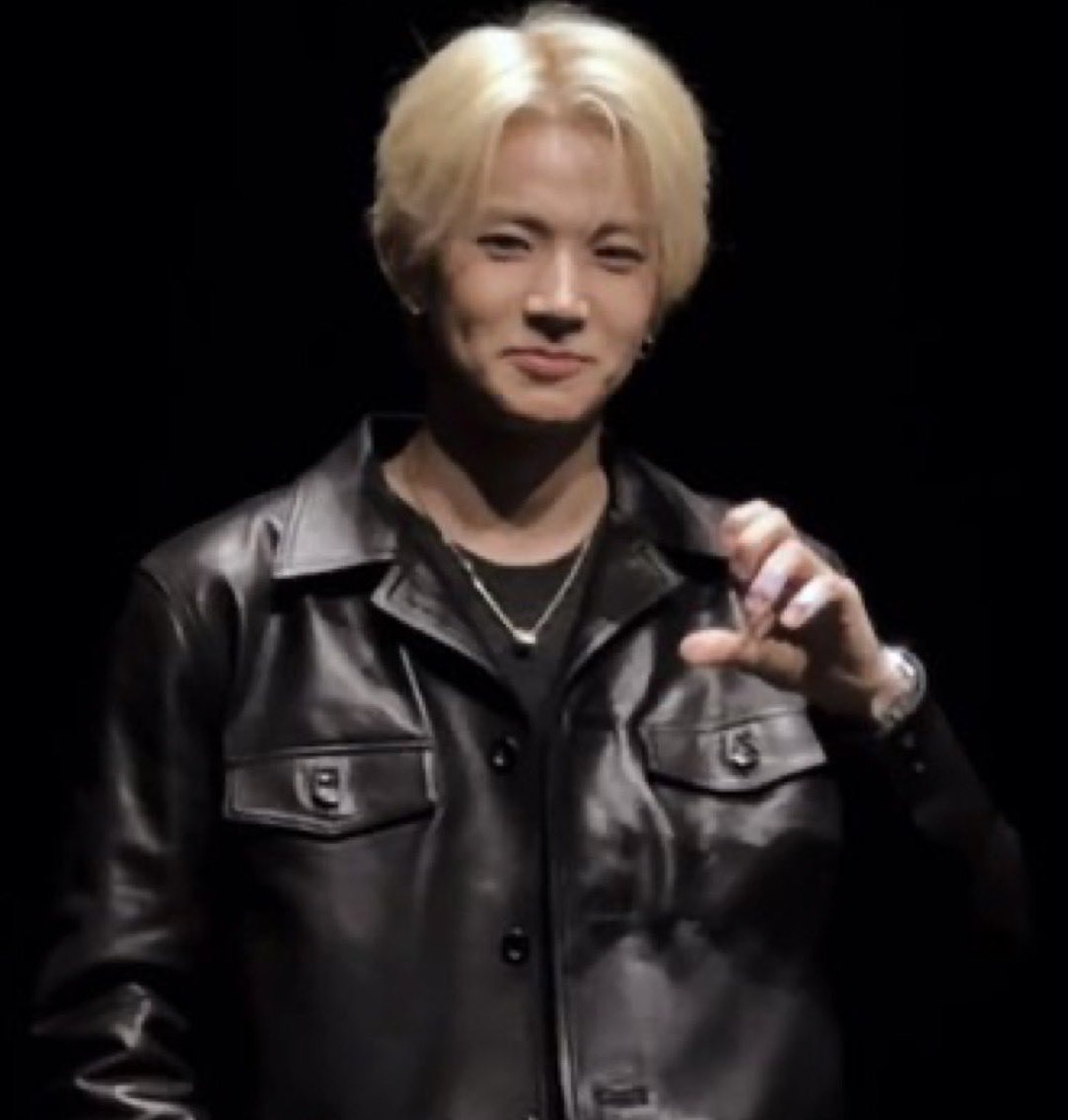 마르 tweet media
