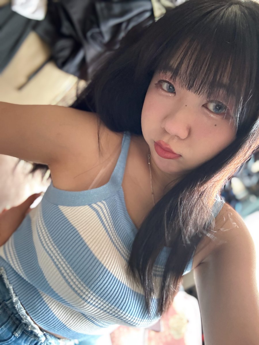 813_belva's tweet photo. 嘴硬的人最可愛
尤其是一邊偷看我只點❤
還一邊不留言的🙃
那個人是你嗎？ https://t.co/90mOuHrMBZ