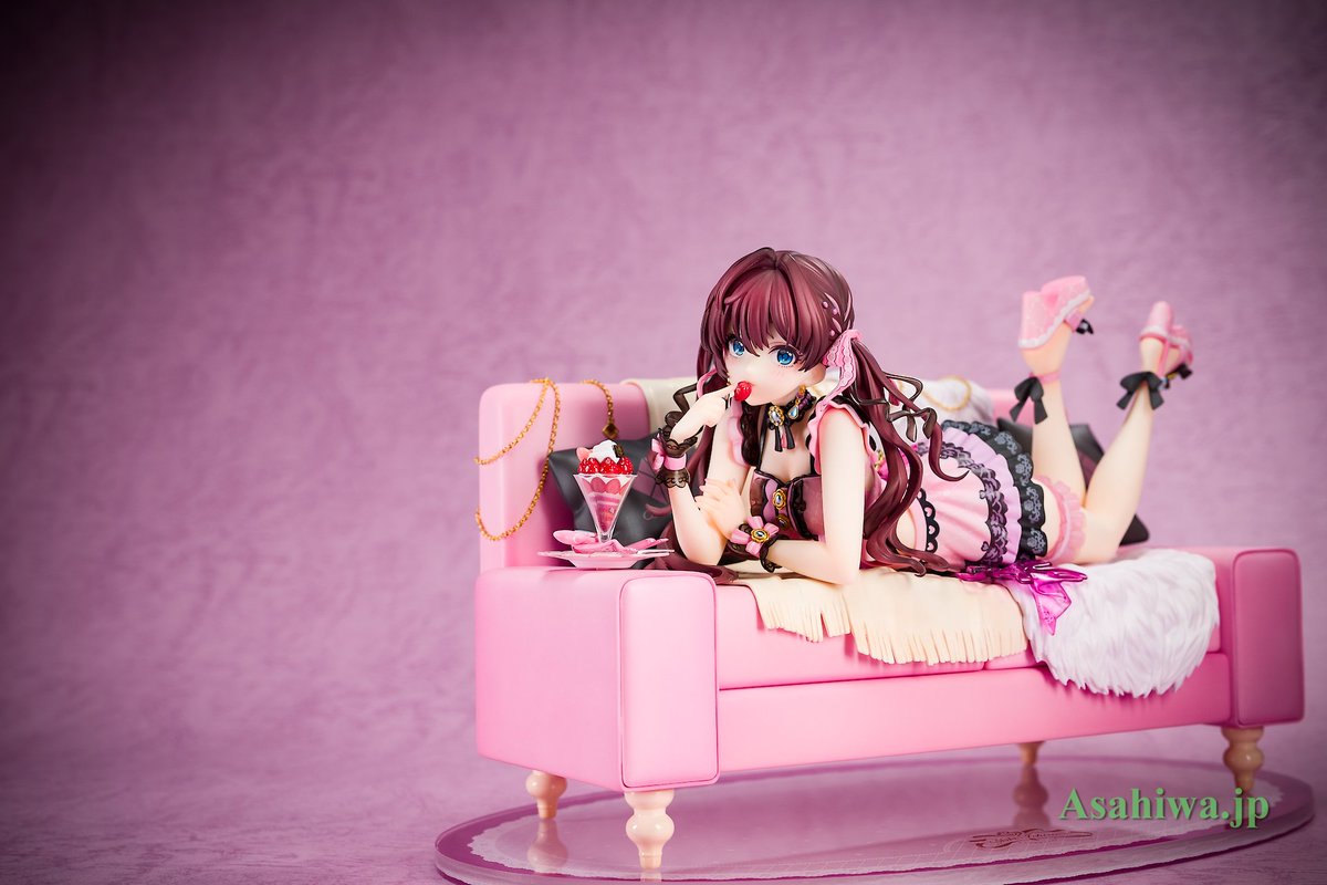 Asahiwajp's tweet photo. 「一緒に、でろでろに溶けよ？」アルター アイドルマスター シンデレラガールズ 1/7 一ノ瀬志希 ドルチェ・プエラVer. よつばとフィギュアレビューhttps://t.co/oxCtfqhpWJ https://t.co/v9oR153ieo