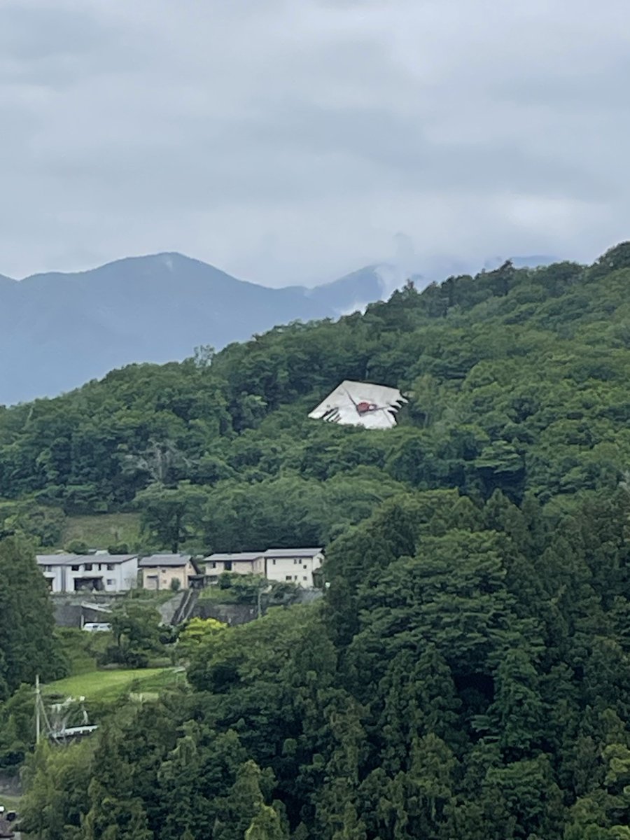 にょこ tweet media
