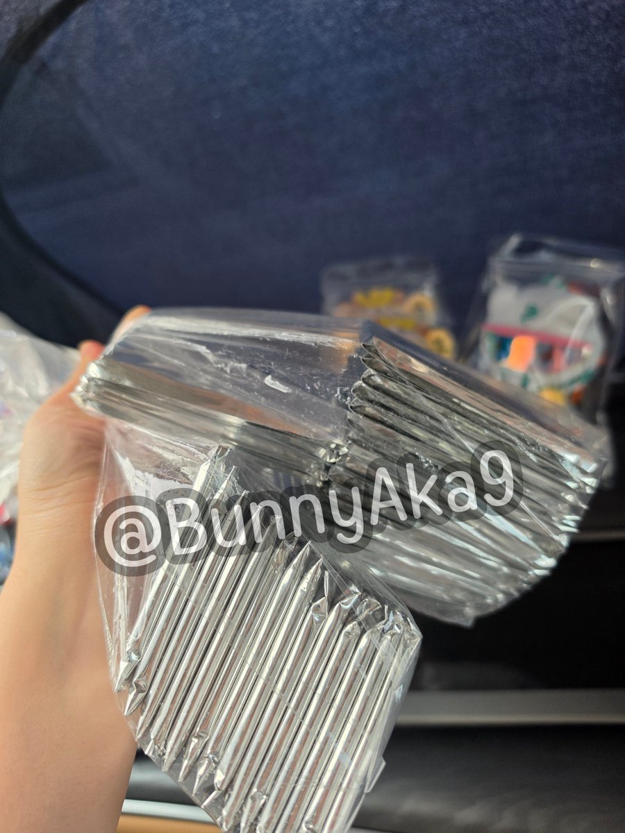 Liora349's tweet photo. ขาย/wts 🏁

Random ไม่แกะ ซองละ 230

Ems +70
รับหน้างานได้ค่ะ 

 #LOLFanFest2026D3
 #LOLFanFest2026
#ตลาดนัดgmmtv https://t.co/ec2idup73p