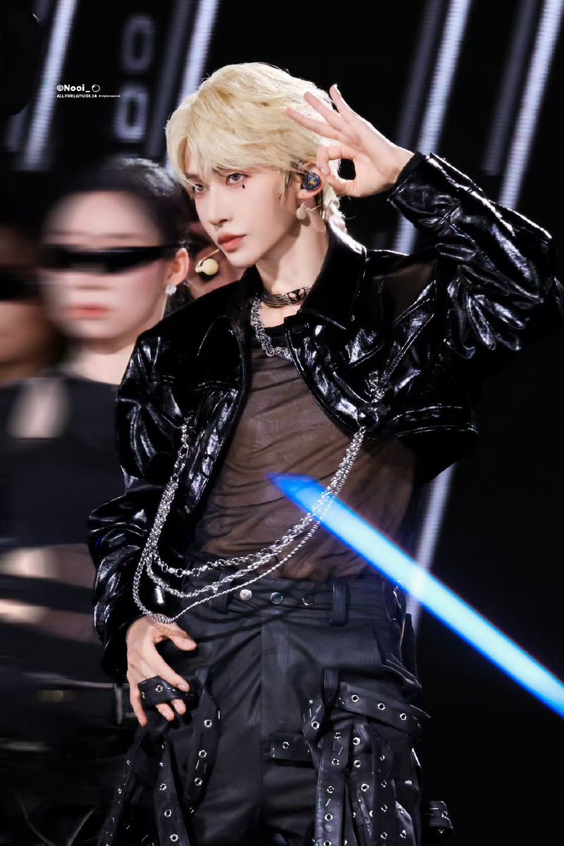 鲨鲨愛雨Yu_ tweet media