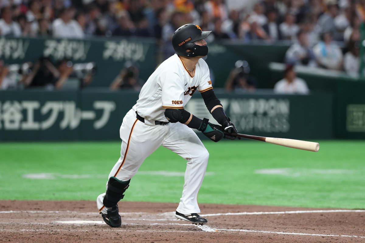 七回裏】巨人 3-6 阪神 1死二塁から #吉川尚輝 選手の今季第1号となる