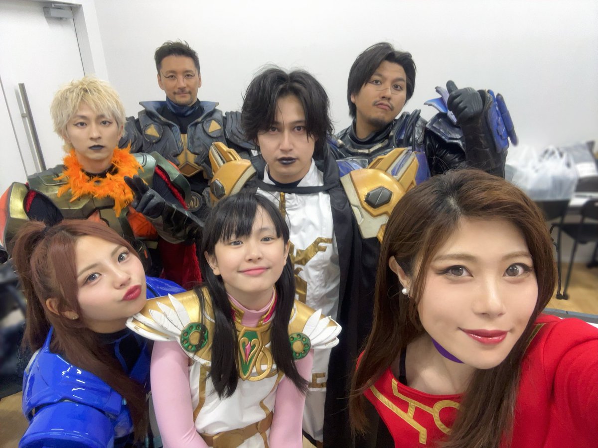 ami_kiuchi's tweet photo. 『🔥鳳神ヤツルギ11🔥』
八幡臨海まつりご観覧誠にありがとうございました！

たくさんのお客様に大きな声援。
満開の笑顔！幸せでした。
楽しんでいただけましたら幸いです！

卒業まであと２ヶ月。
どうぞお見逃しなく。ね！！！

また会いましょう‥！♡
#ヤツルギ11 #特撮 #鳳神ヤツルギ #木内海美 https://t.co/dAUg0wiVu1