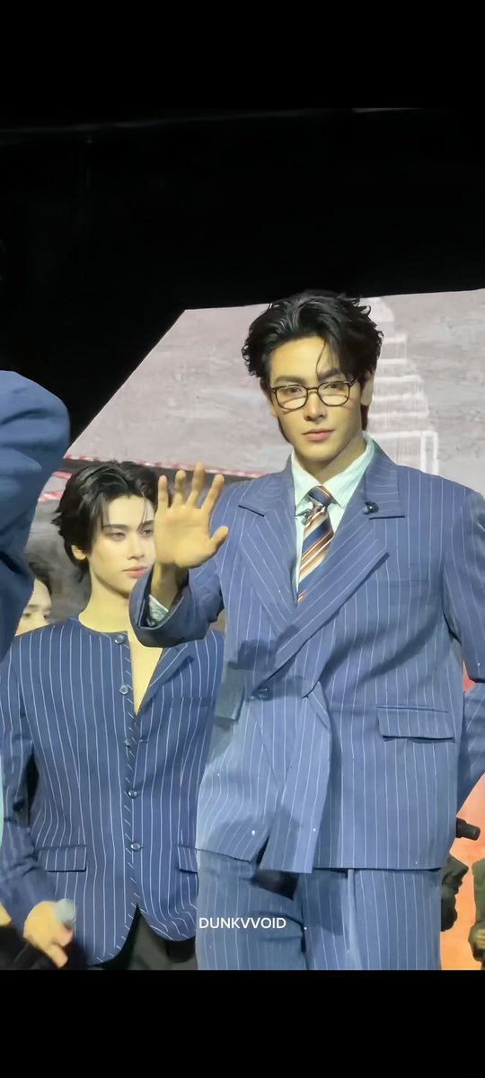 eyysshiiiexx's tweet photo. HEH KALIAN SEMUA MELEKK, STRES BERAT, KK SIAPA YG STYLE ACEN PAKAI KACAMATA KYA GINI ANJER, GENDENG IKI TENAN GAMBARAN PAK CEO SAMA ANAK INTERN YG NYIMUT ITU KANN, EDANN TERWUJUD SUDAH HTMSC ITU ANJER

JOONGDUNK RACE TO LOVE
#JoongDunk
JOONGDUNK RACING CHAMPION
#LOLFanFest2026D3 https://t.co/nnQbDLrfVA