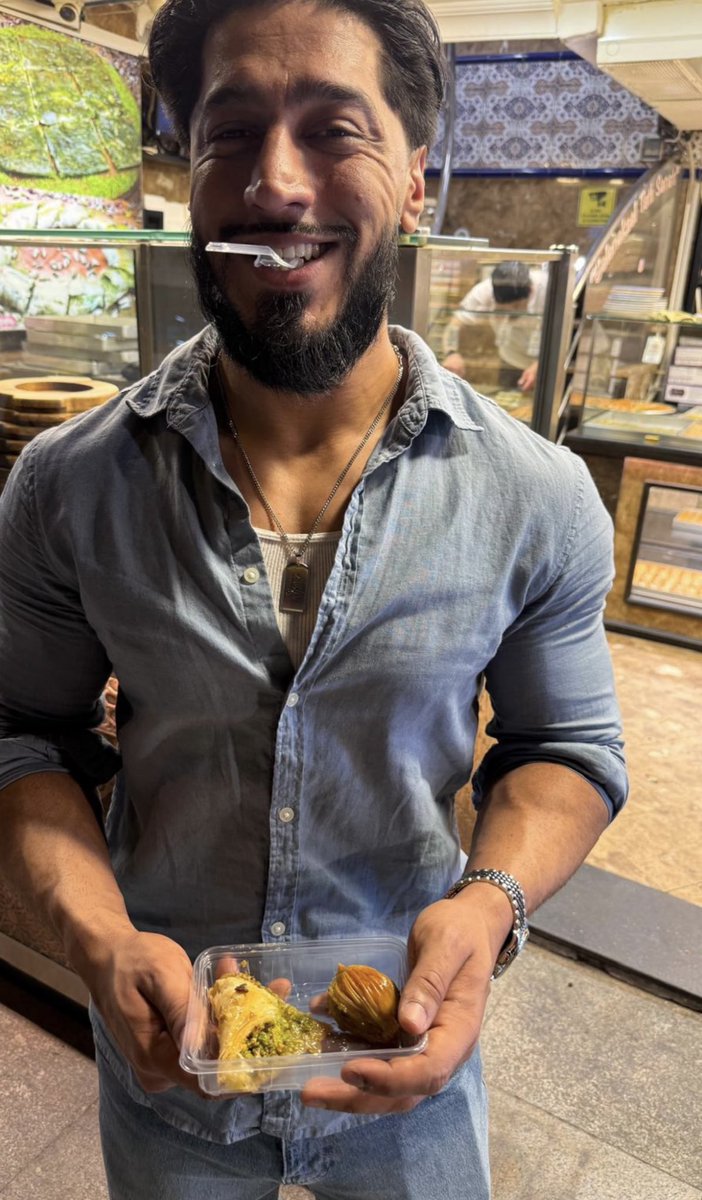 NationOverGod's tweet photo. She knows just how to make me smile.

📸: @HubristicHoncho. https://t.co/6Do0FbChG8