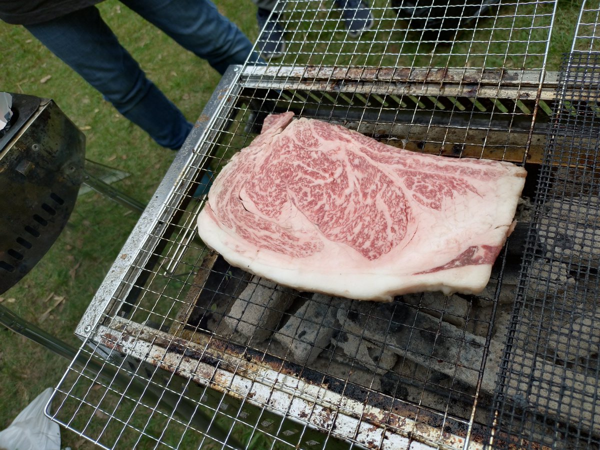 XEXEX4649's tweet photo. 肉 https://t.co/2C7PQcFbVR