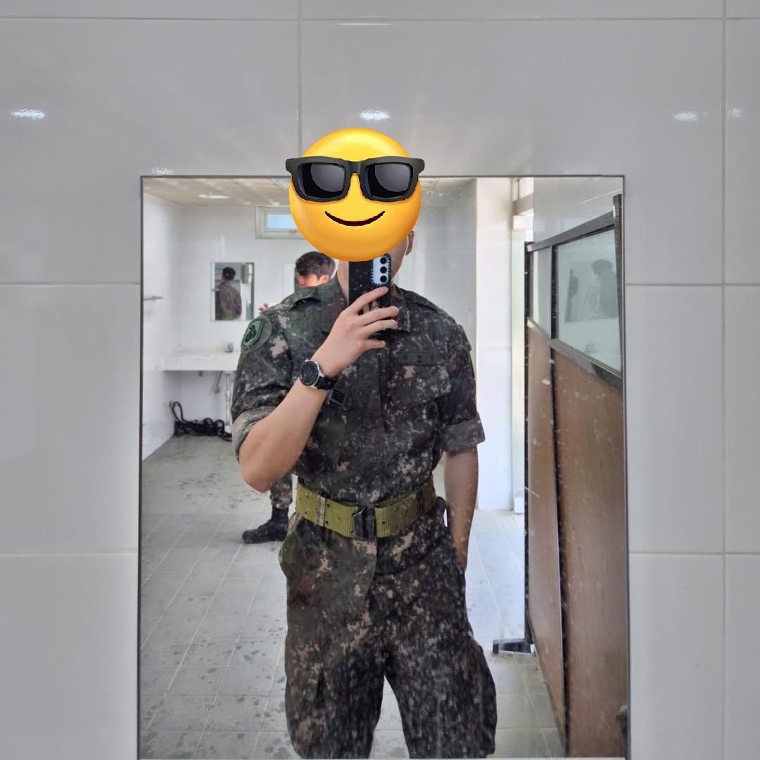 kypp73's tweet photo. 비계정 올래? 🫣
#게친소 #ㄱㅊㅅ #게이 https://t.co/cAbPc90P2f