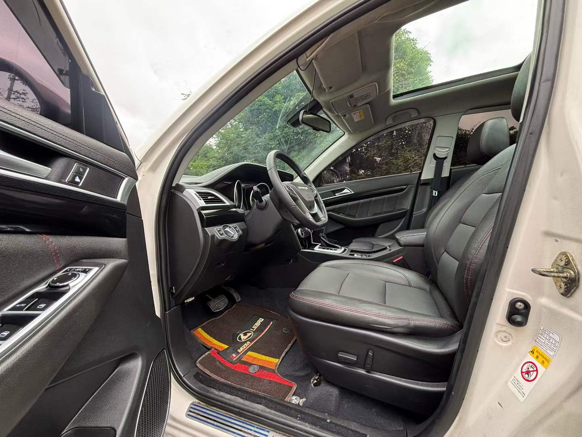 JeddNews's tweet photo. 2016 Cheetah CS10, 2.0T Foreign Used, Lagos arrival. Clean interior, low mileage. DM for price & inspection #NaijaCars #ForeignUsed #AbujaCars #LagosAutoMarket https://t.co/SVslz1Srux