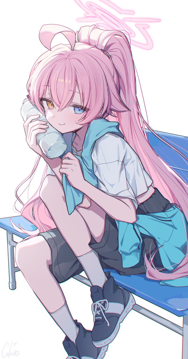 엄네기 tweet media