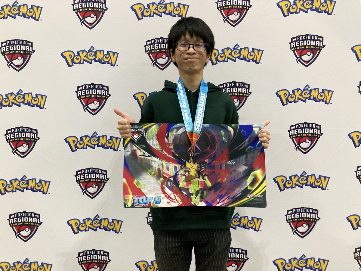 togekisupoke's tweet photo. メルボルンRegional ベスト4
デッキ：オリーヴァ
念願のメダル🥉

海外大会で高成績を残し続けれてるのは嬉しいと同時に、国内大型大会でもそろそろ結果残したい！JCS頑張るぞ
たくさんの応援ありがとうございました！
リプ落ち着いたタイミングでしていきます

 phase1 7-1-0(21pt)
⭕️❌⭕️ ヤドキング
⭕️⭕️ ガルーラライコ
⭕️⭕️ ガブリアス
❌❌ オーガポンバレット
⭕️⭕️ ルカリオ
⭕️⭕️ オーガポンバレット
⭕️⭕️ ボムドラパ
⭕️⭕️ 宝石バレット
 
phase2 2-0-2(8pt)
⭕️❌⭕️ ボムドラパ(yoshihara)
⭕️❌- ドラパ(りゅうじん)
⭕️⭕️ ノコドラパ
ID

トップカット
⭕️⭕️ ガルーラライコ
❌❌ クラハンドラパ(ササキヒロム)
