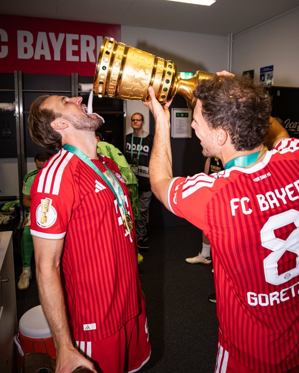 FC Bayern tweet media