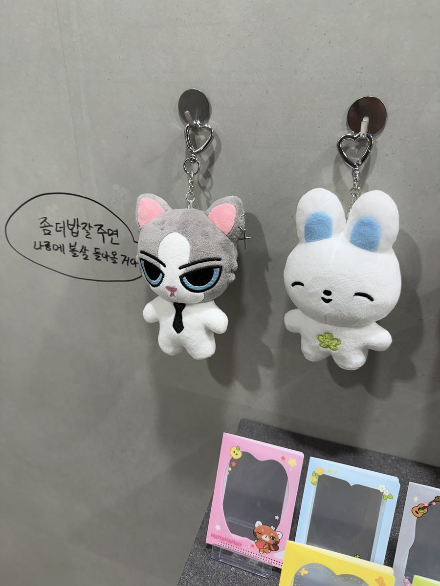 yuzzi07_'s tweet photo. 팝업 다녀왓어요♡ 
#앤더블 #AND2BLE https://t.co/Z8GgWTX9eC