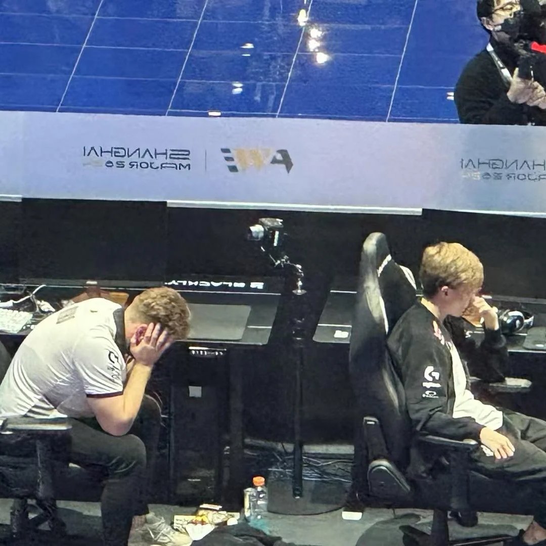 CSGORoll tweet media