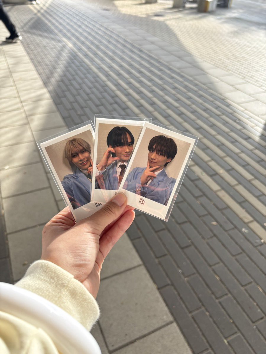 ___mk___ym's tweet photo. @poreotakunyan 検索より失礼致します
写真志賀所持しております
本日手渡し可能です
山中と交換可能でしょうか？
ご検討お願いいたします https://t.co/1H3qNMmltl