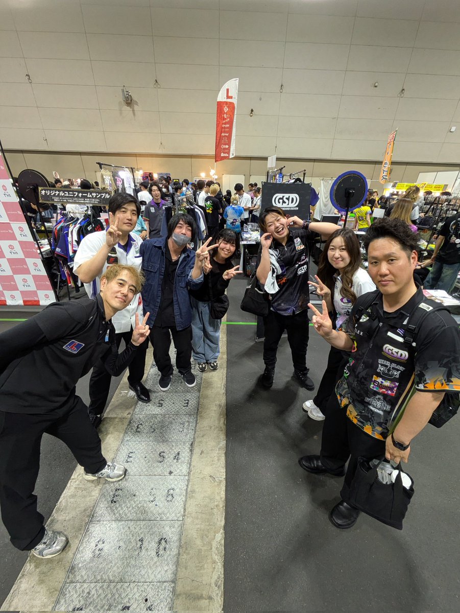 GSD / darts uniform & apparel tweet media